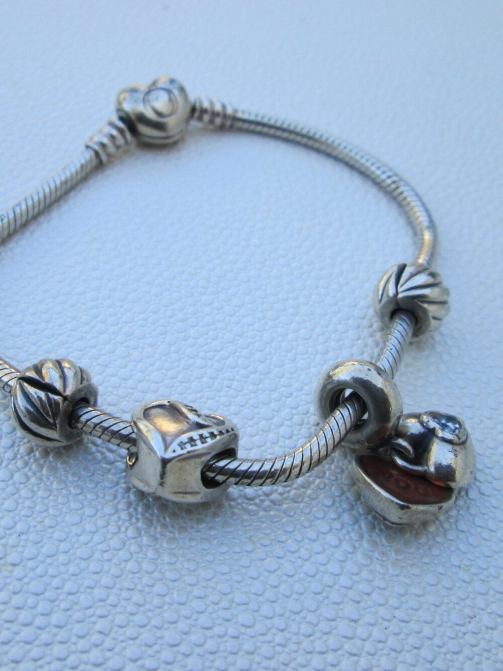 Pandora bracelet with 2 clips you & Me enamel charm and heart bead